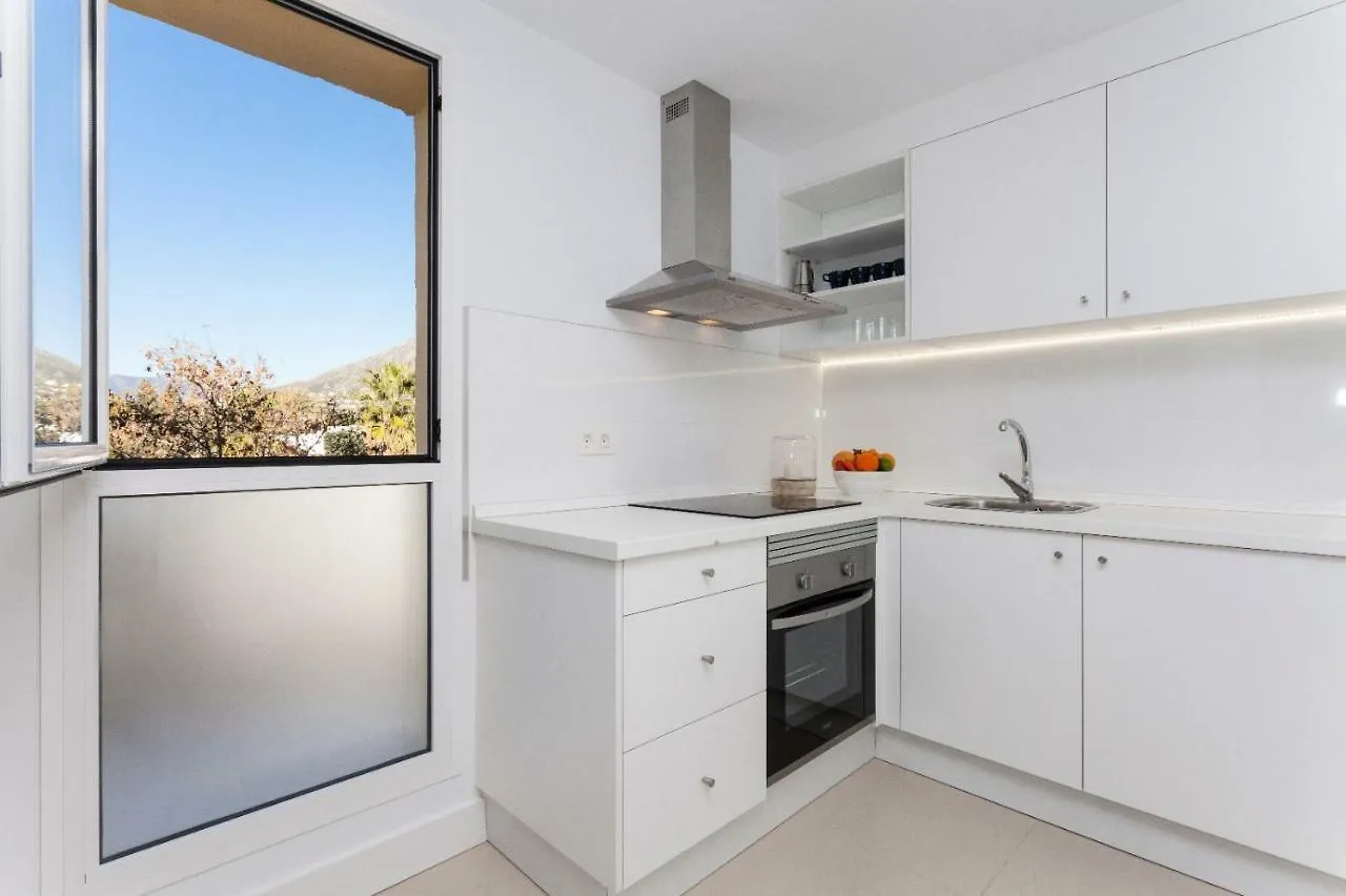Apartment Seaview Flat With Sunny Balcony - Central Marbella