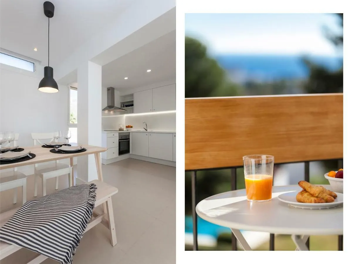 Seaview Flat With Sunny Balcony - Central Marbella Spain